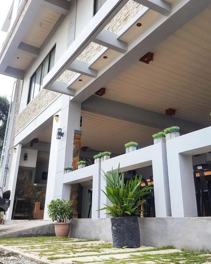 Pacific Waves Inn Baler Exteriér fotografie