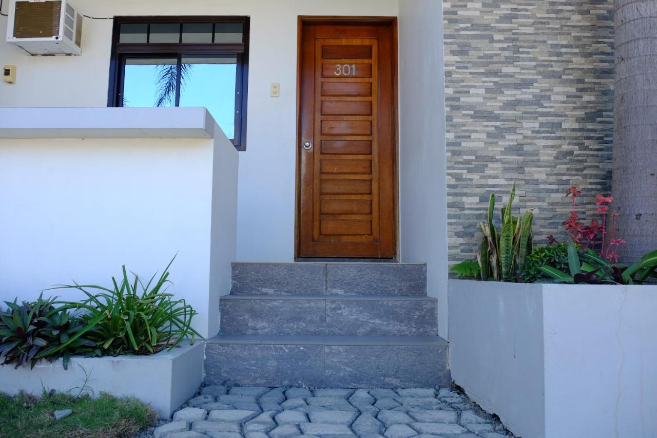 Pacific Waves Inn Baler Exteriér fotografie