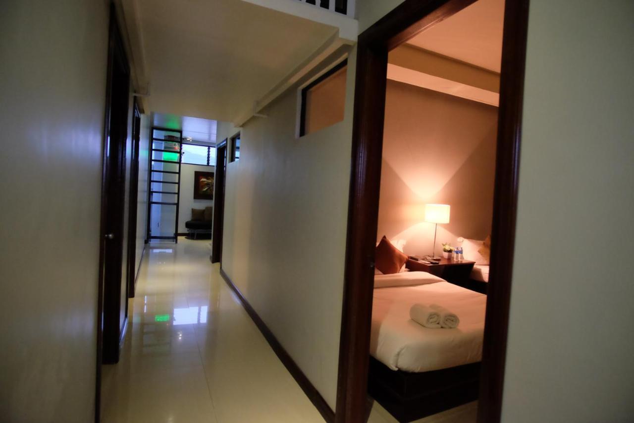 Pacific Waves Inn Baler Exteriér fotografie